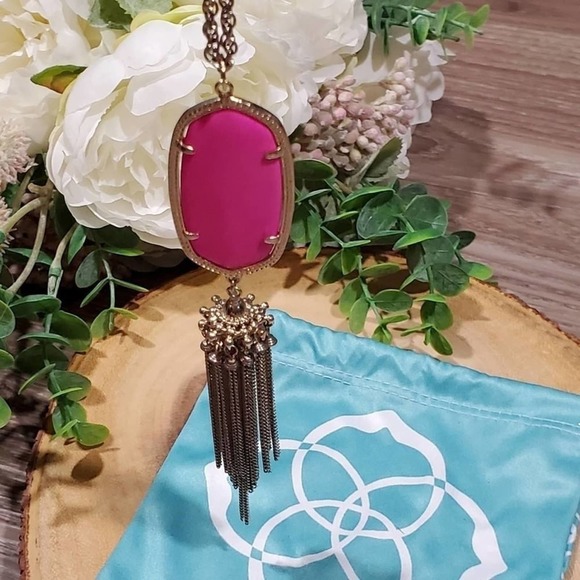 Kendra Scott Rare HTF Hot‎ pink and gold Rayne necklace - Picture 6 of 8